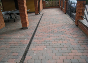 Tänavakivide paigaldamine